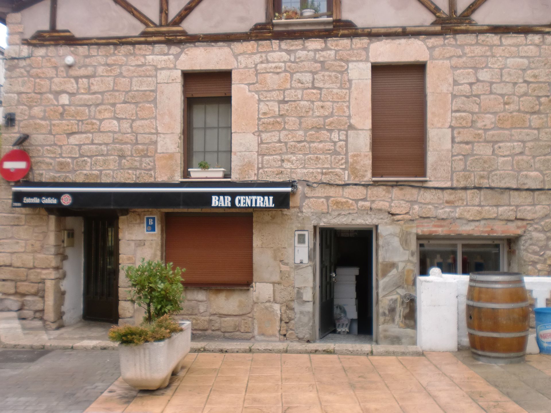 Bar Central